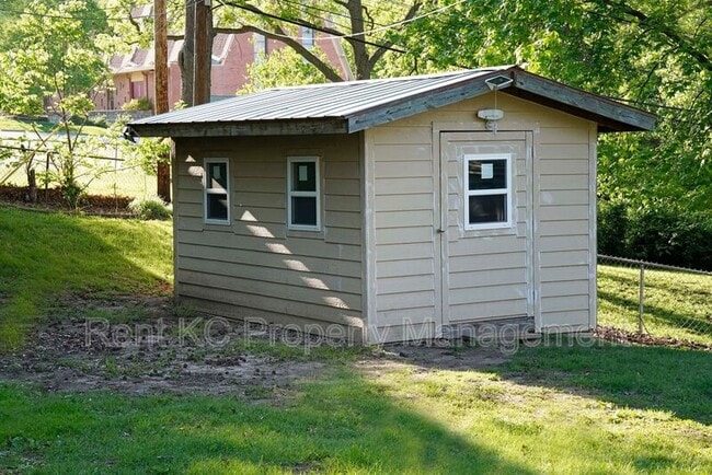 Photo - 5540 N Garfield Ave