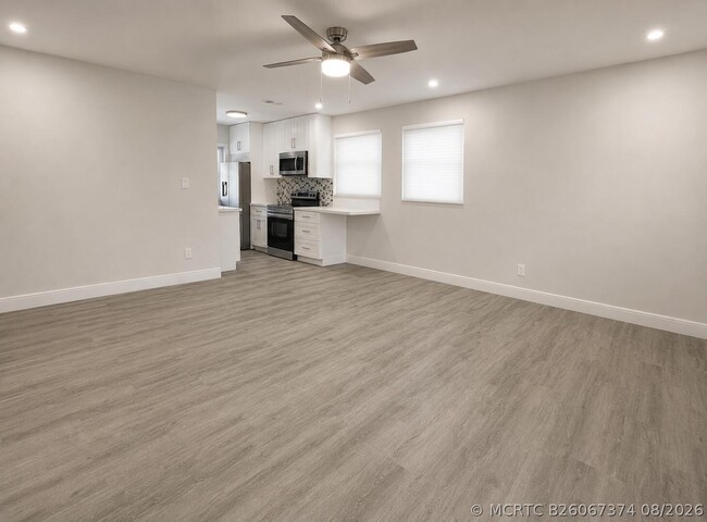 1904 SW 11th Ct