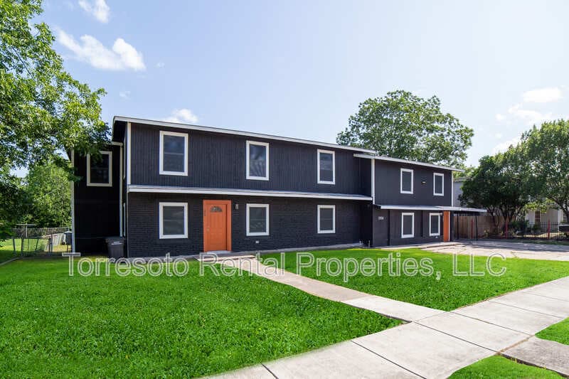 Photo - 2326 Cincinnati Ave