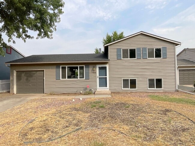 Building Photo - 3 Bedroom Home Available Near S Academy Bl...