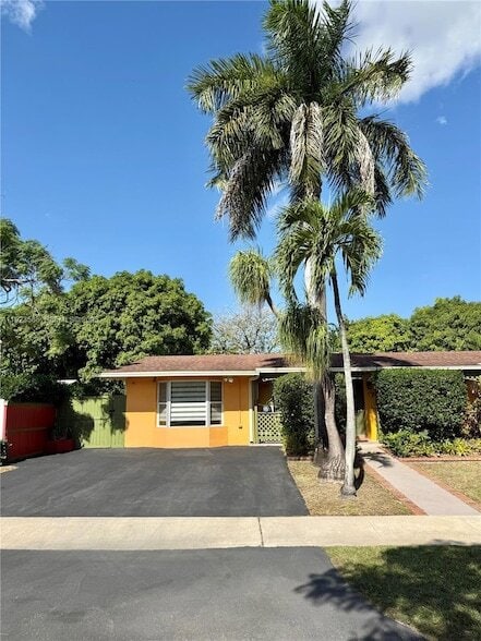 Photo - 9745 SW 161st St Unit 1