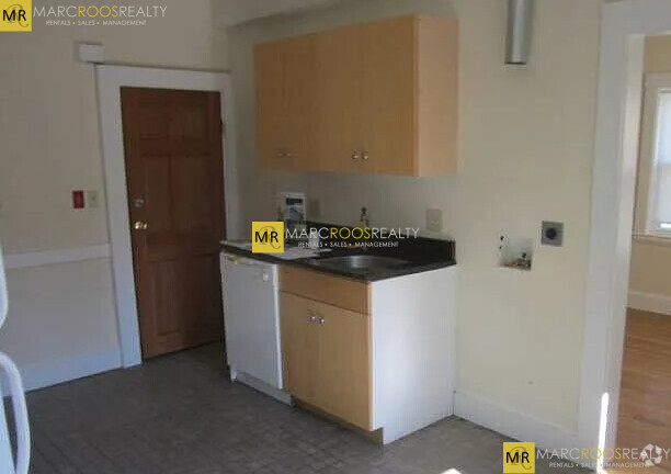 Building Photo - 25 Shepard St Unit Shepard St Rental