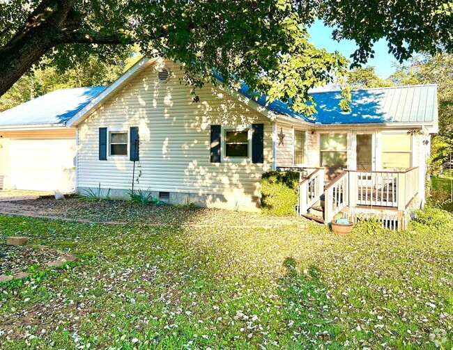 Building Photo - 298 Lovin Farm Rd Rental