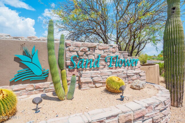 8193 E Sand Flower Dr