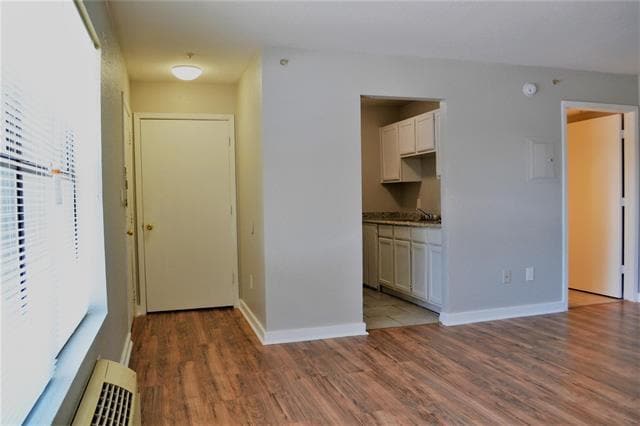 Photo - 701 W Sycamore St Apartamento Unidad 104