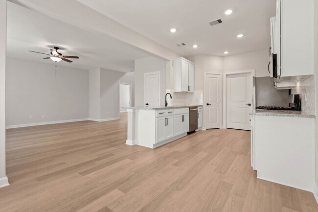 21715 Lavender Fls Dr