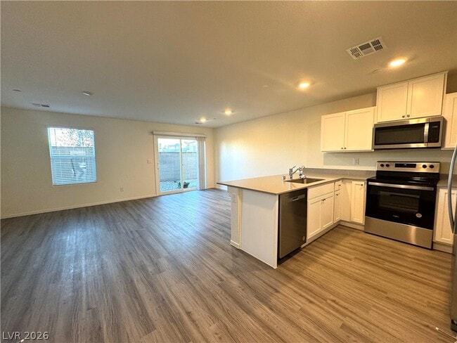 Photo - 9932 Marigold Hls St