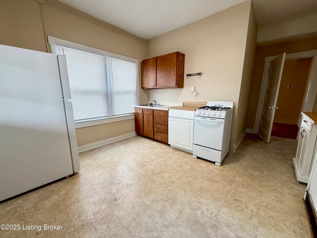 Photo - 1907 Payne St Unit 4