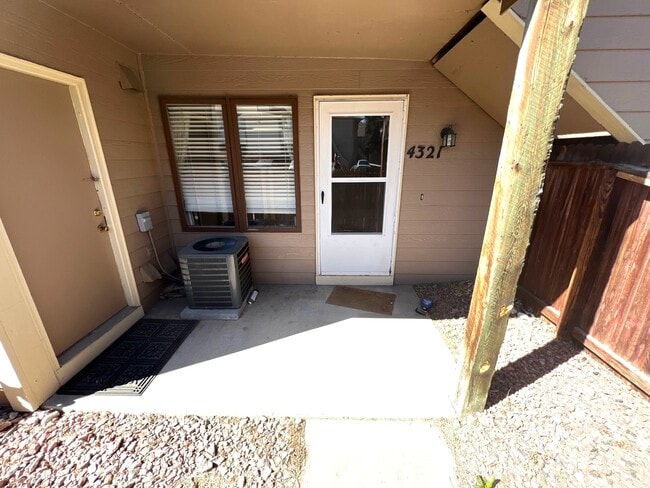 Photo - 4321 Hawks Lookout Ln