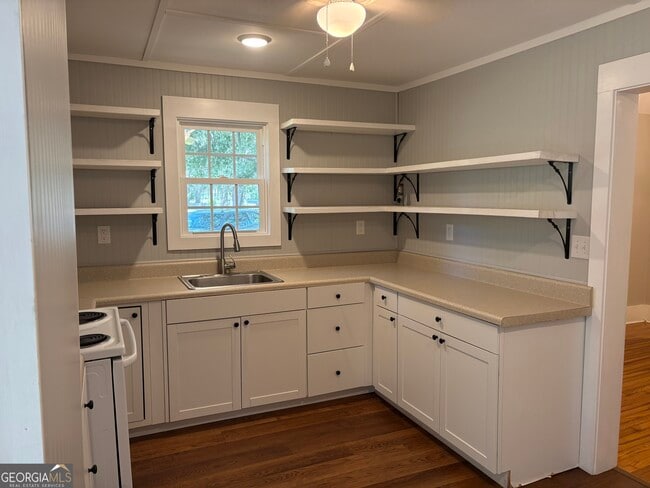 Photo - 504 N Maple St