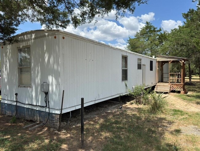 Photo - 301 Whitetail Ln