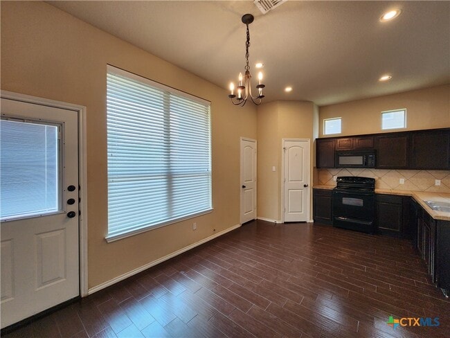 Photo - 305 Rosalie Dr