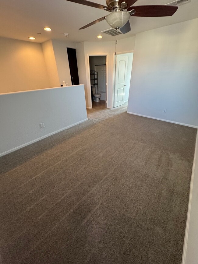 1460 Mockingbird Ct