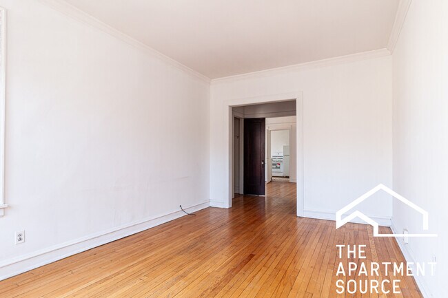 Photo - 5023 N Winchester Ave Unit 2