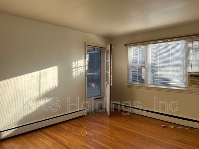Photo - 383 Monticello Ave