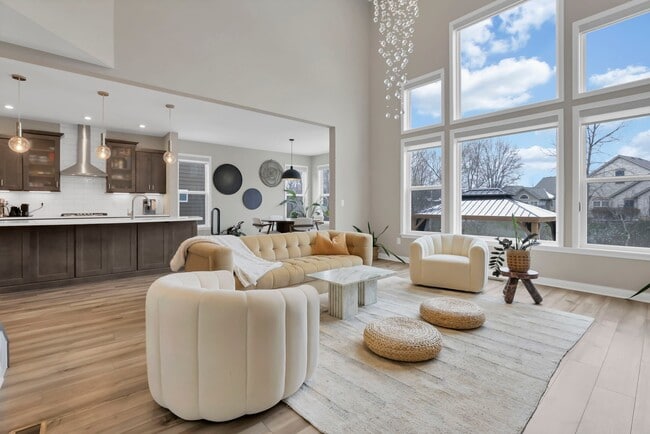 Photo - 300 Harness Way