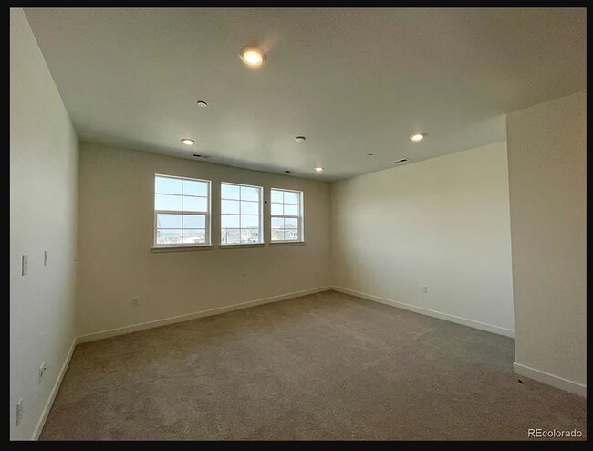 Photo - Beautiful Home with a In Law Suit