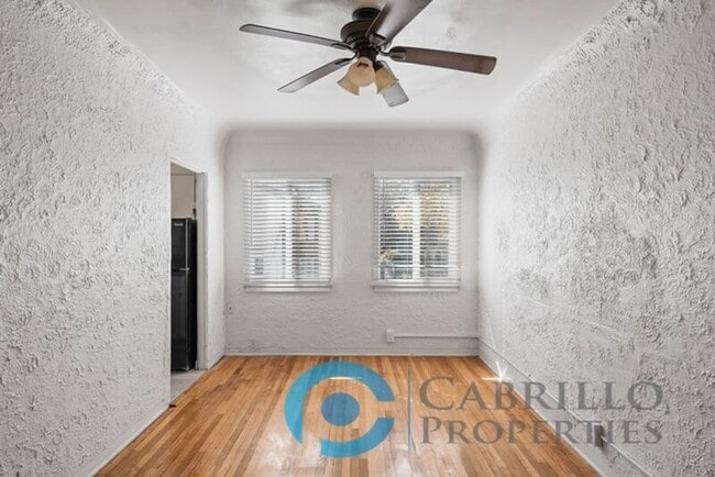 Photo - 3011 1/2 30th Street