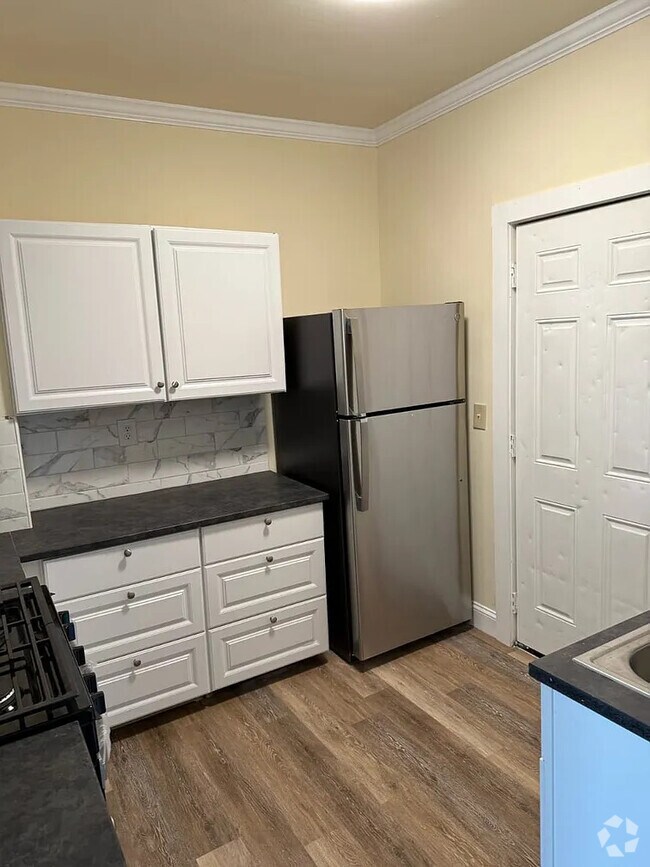 Building Photo - Riverview Apartments Unit 15 Morris