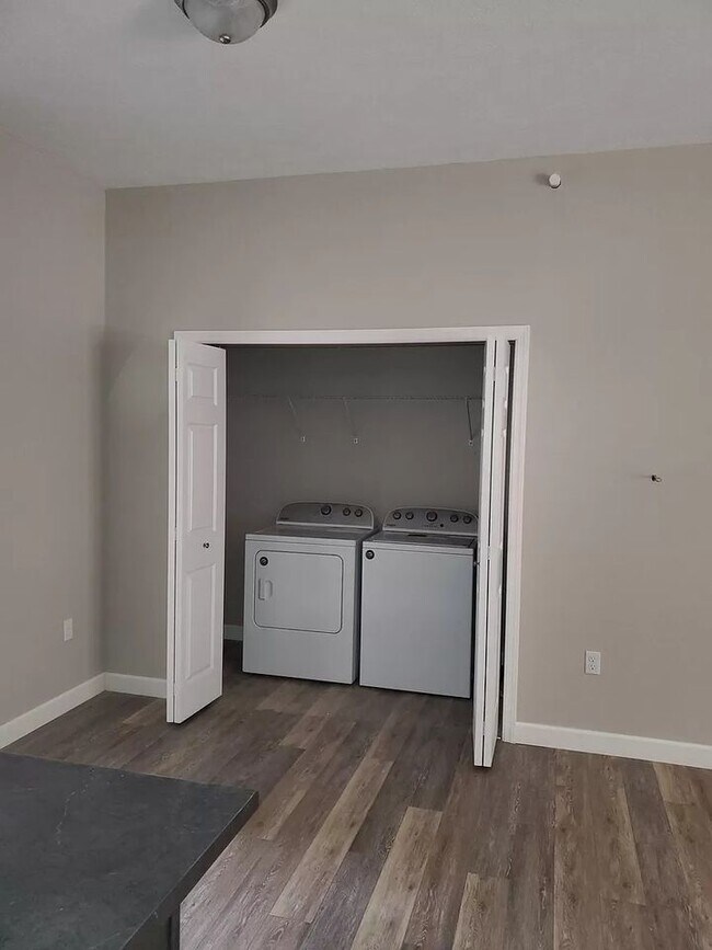 567 DuPont Rd Apartment Unit 8 WV