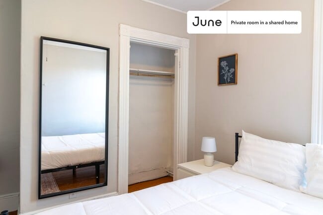 Photo - Room in Shared 4 bed/1 bath home Unit C