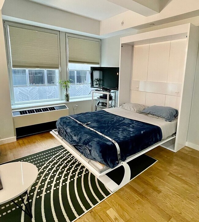 Photo - 90 William St Unit 12-F