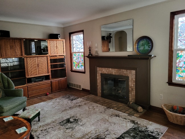 Photo - 15131 Crescentwood Ave