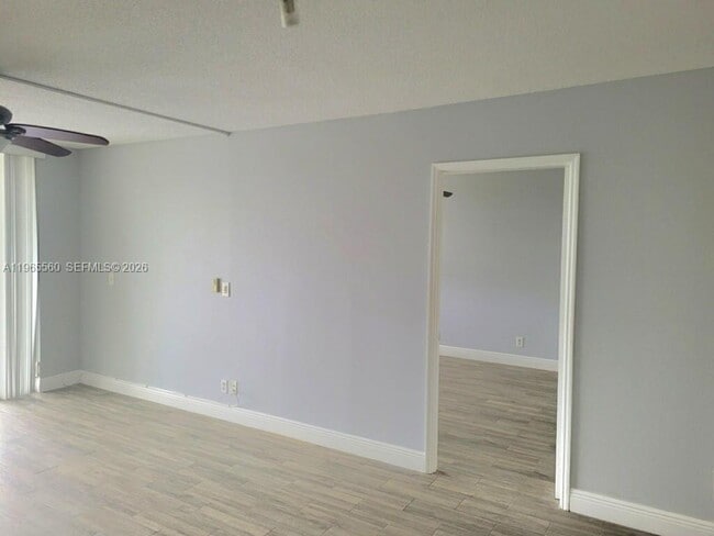 Photo - 9470 Poinciana Pl Unit 301