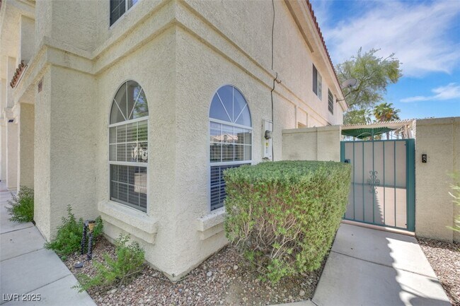 Photo - 7989 Lisa Dawn Ave