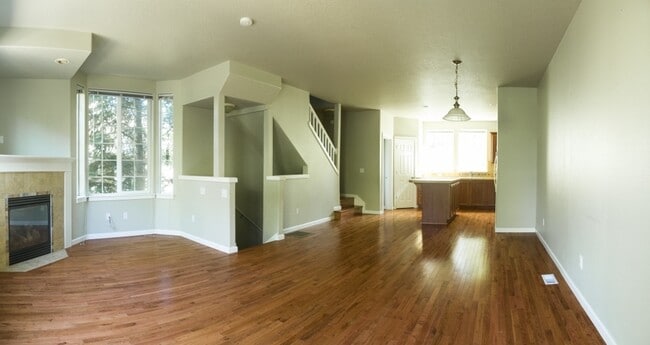 Photo - 15305 SW Diamond St