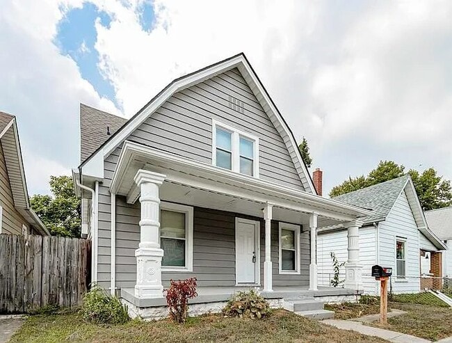 Photo - 1230 St Peter St