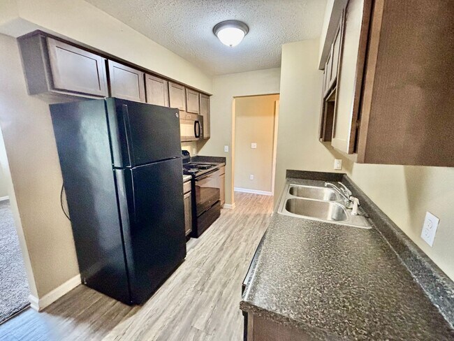 Photo - 2 Bedroom Available! Unit 639