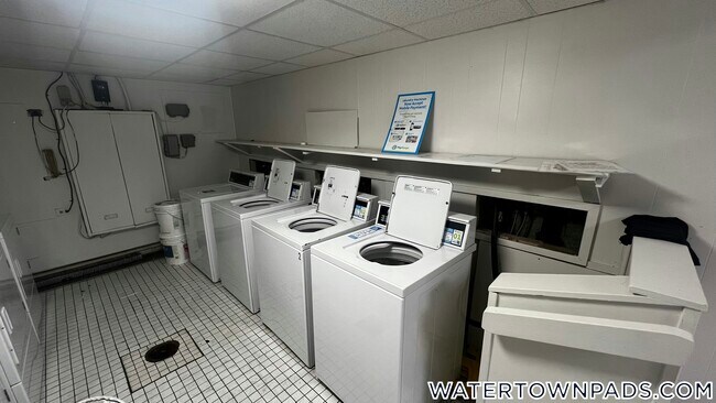 Photo - 245 Main St Unidad 44