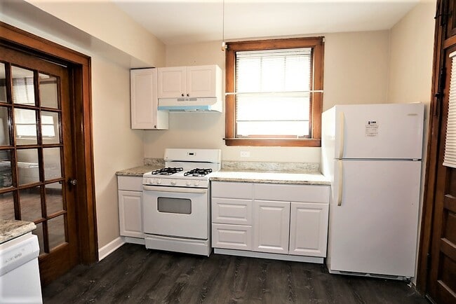 Photo - 3844 N Bernard St Unit 2B