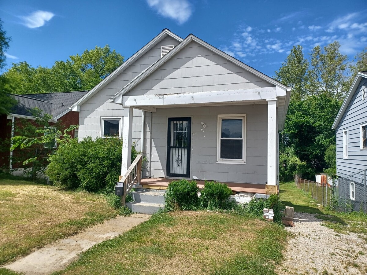 Photo - 805 W Idlewild Dr