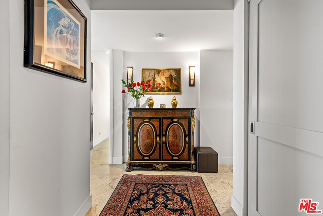 Photo - 2222 Ave of the Stars Unidad 2503