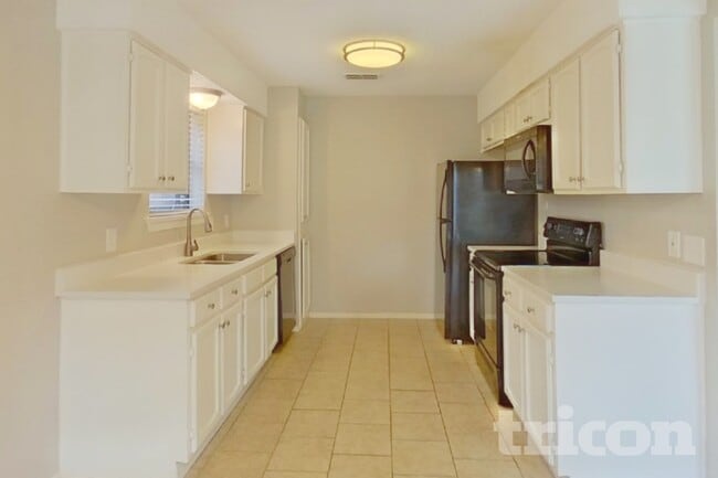 Photo - 3029 Meadowmoor St