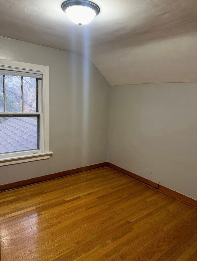 Photo - 2520 N Sayre Ave