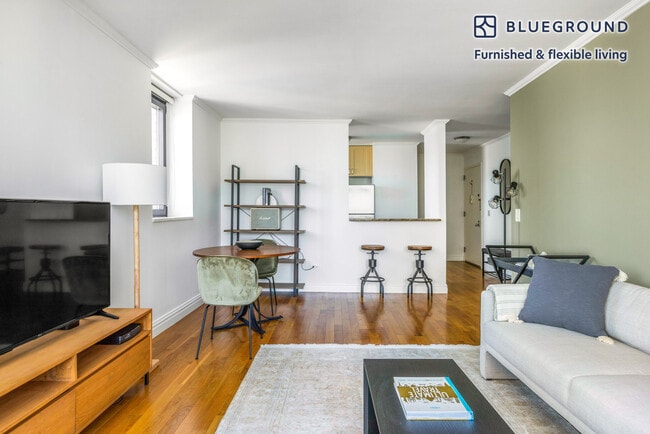 Photo - 235 W 48th St Unidad FL24-ID29