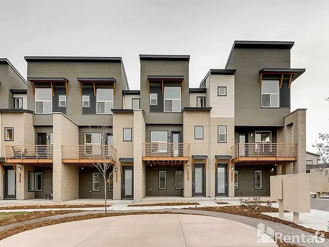 Building Photo - 10139 Belvedere Lp Rental