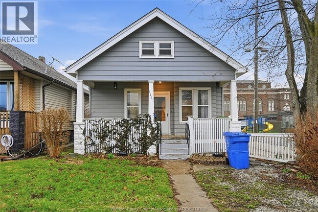 Photo - 1231 Windsor Ave