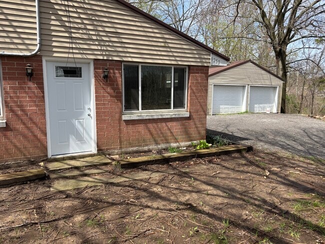 Photo - 4253 S Lakeshore Dr