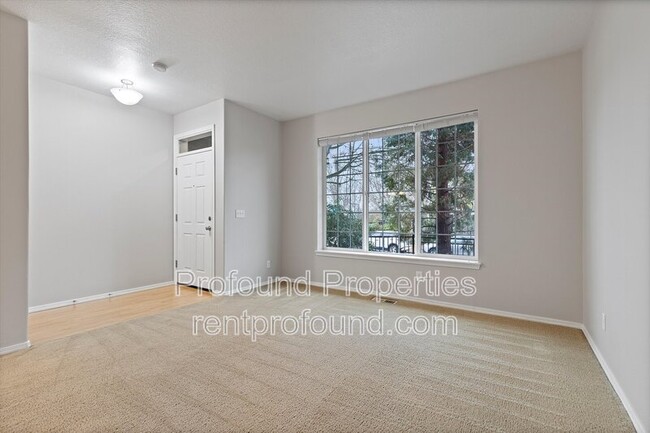 Photo - 2310 NW Roseburg Terrace