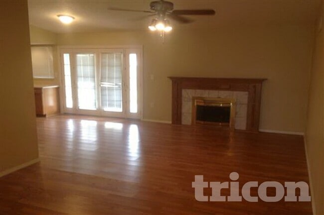Photo - 2063 W Morningside Dr
