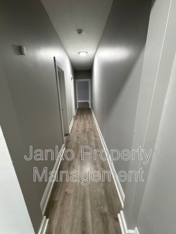 Photo - 6631 S Ellis Ave Unidad 2