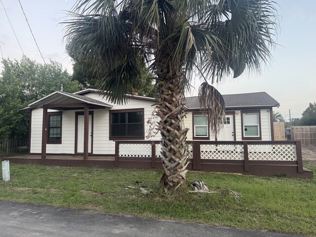 Photo - 3712 W 22nd Plaza House