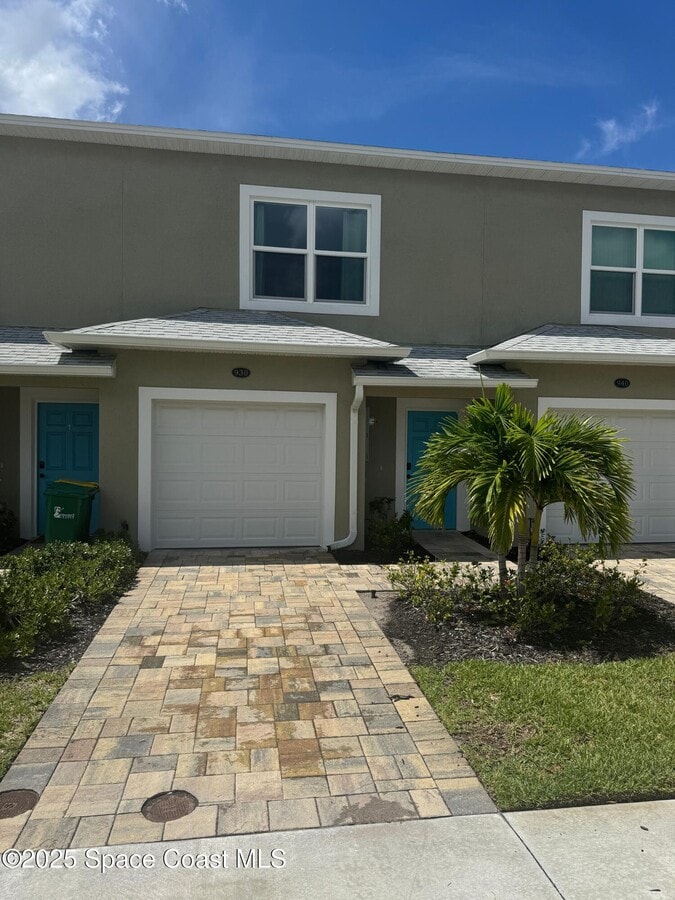 Photo - 930 Paddleboard Ct