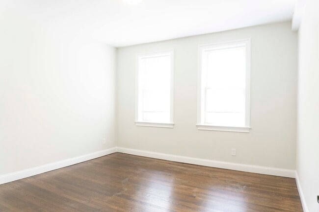 Photo - 2016 Commonwealth Ave Unit F