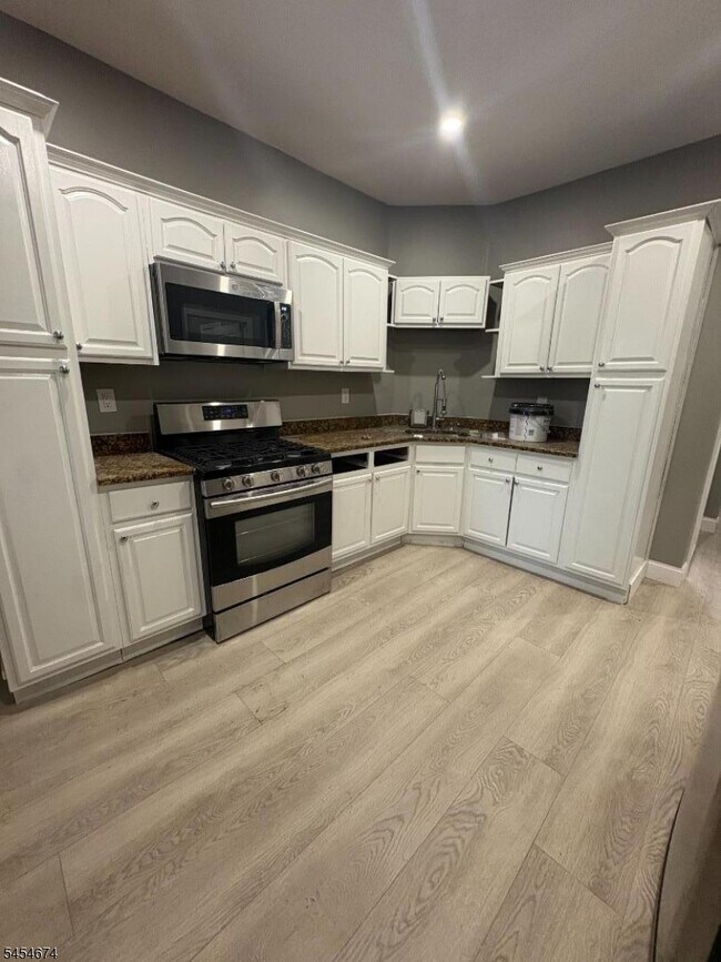 329 Hamilton Ave Unit 2