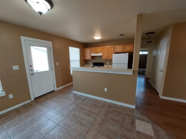 Photo - 219 S Ave South